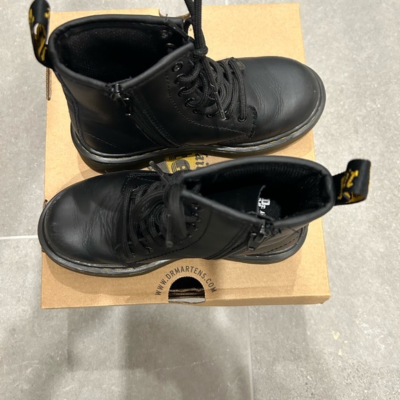 Dr Martens Kids Boots Size 12 - Picture 6 of 8
